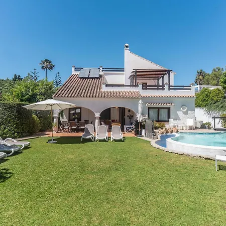 By The 5 Bedrooms Marbella