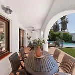 By The 5 Bedrooms * Marbella