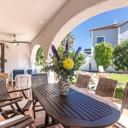 By The 5 Bedrooms Villa *