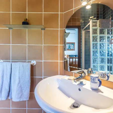 By The 5 Bedrooms Marbellac