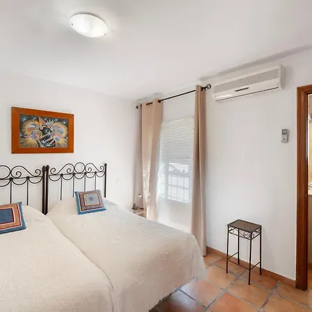 By The 5 Bedrooms