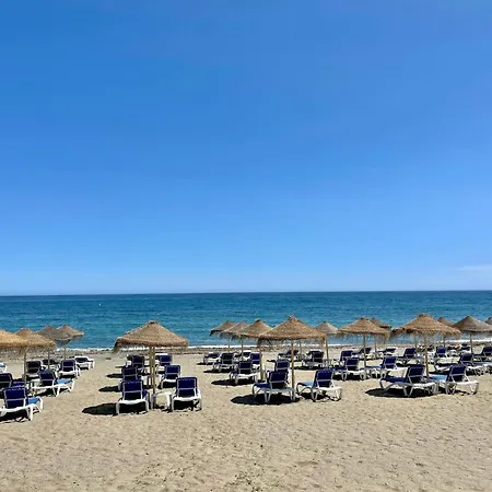 By The 5 Bedrooms * Marbella