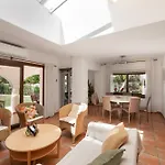 By The 5 Bedrooms * Marbella