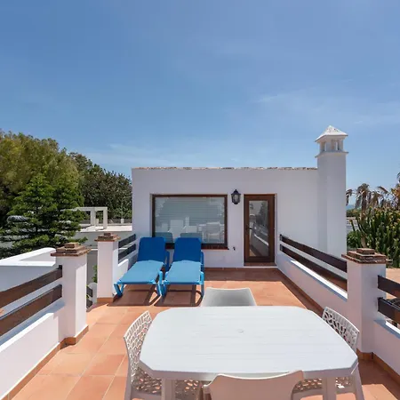 Villa By The 5 Bedrooms